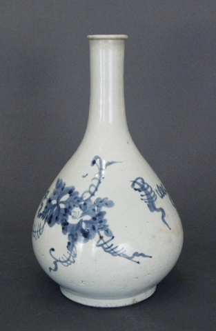 Blue and White Porcelain Bottle